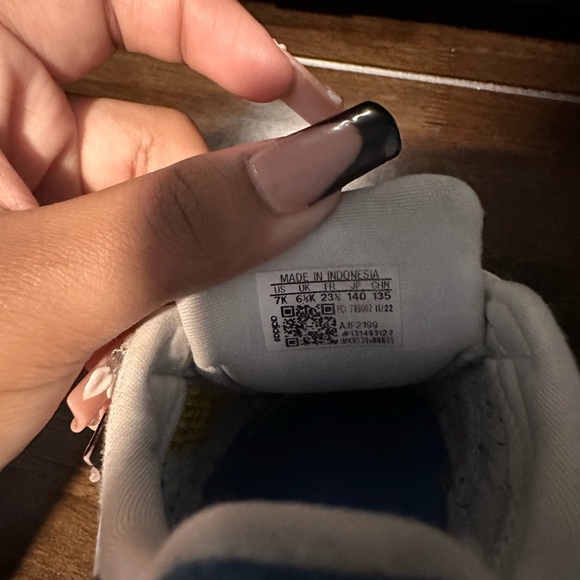 Toddler shoes - Picture 4 of 5